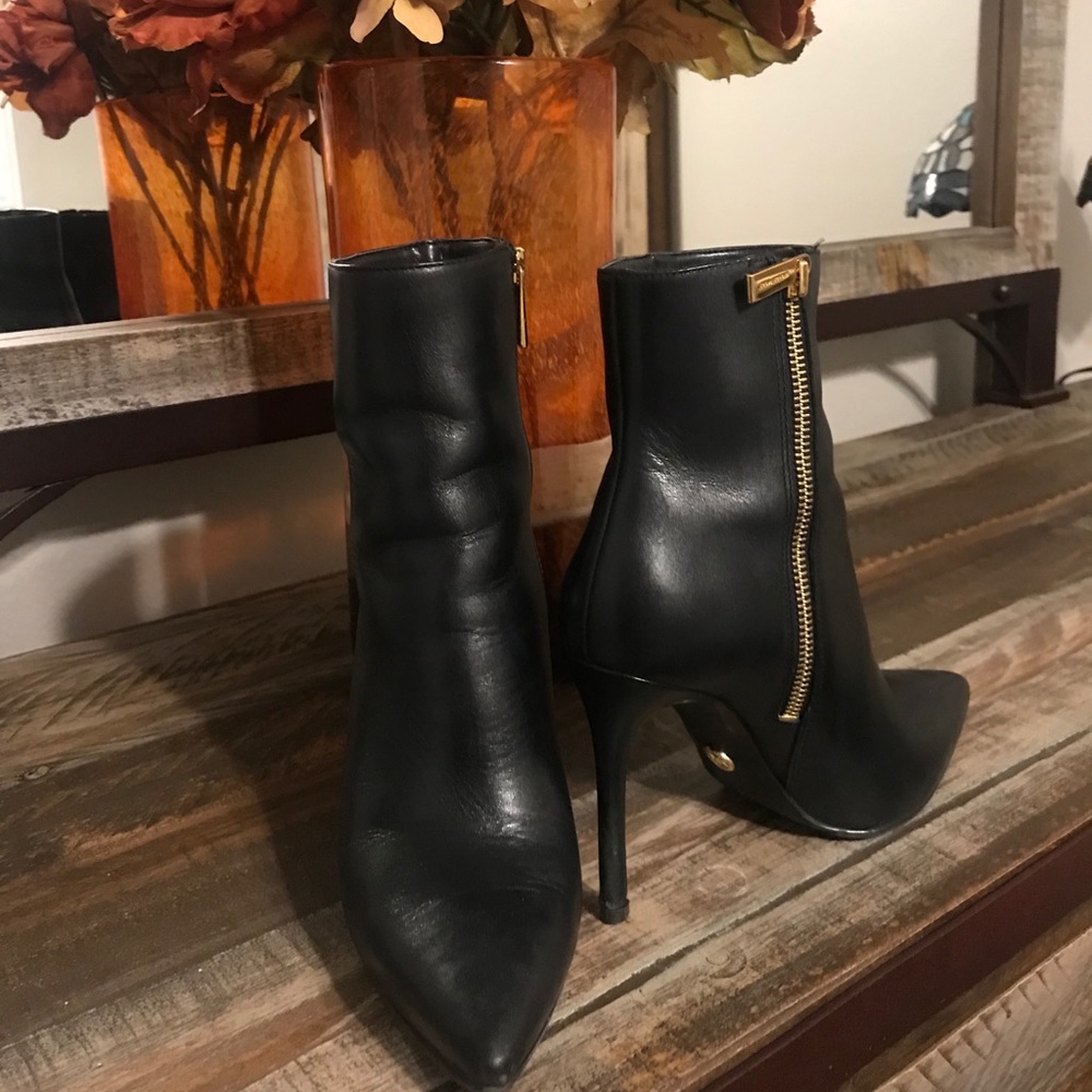 Size 6 Michael Kors booties